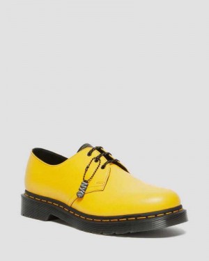 Dr Martens 1461 New York City Smooth Leather Oxford Shoes Oxfords Shoes Yellow | 26503KJEX