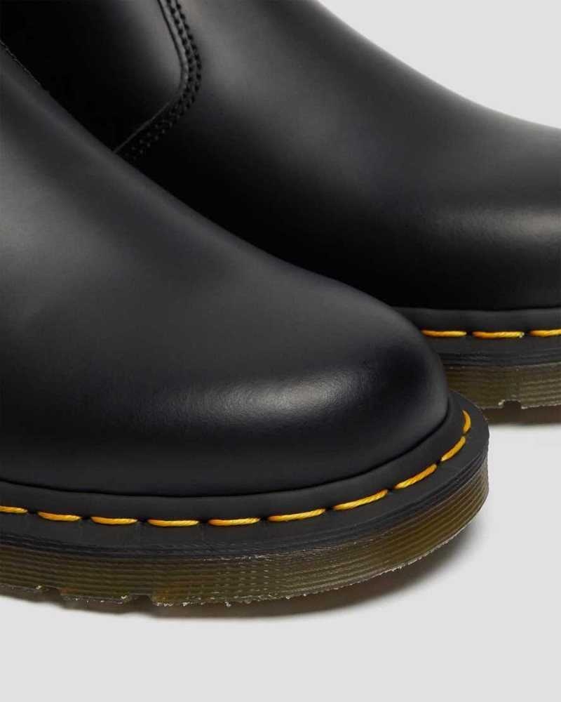 Dr Martens 2976 Yellow Stitch Smooth Leather Chelsea Boots Boots Black | 21093OWLF